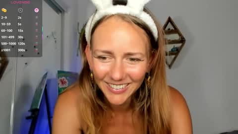 Snapshot of jasminedaze888 chatting on 23, 10, 2025 Jasmine Daze online show from 23, 10, 2025