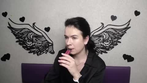 JasmineKouch online show from 29, 11, 2025