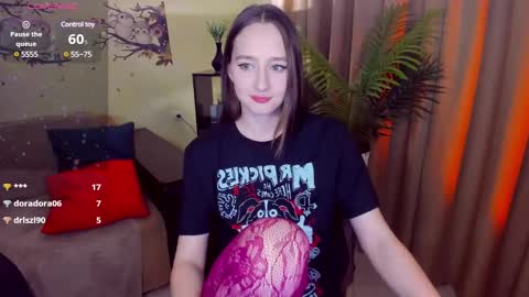 Snapshot of jasminelorens chatting on 4, 12, 2024 Jasmine online show from 4, 12, 2024