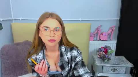 Snapshot of jasminerelax chatting on 19, 11, 2025 JasmineRelax online show from 19, 11, 2025