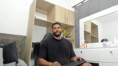 Snapshot of jason_fenix chatting on 24, 10, 2025 Jason online show from 24, 10, 2025