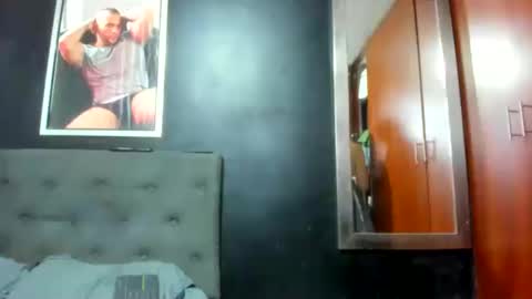 Snapshot of jasonmartiinez chatting on 26, 12, 2024 online show from 26, 12, 2024