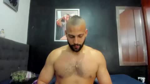 Snapshot of jasonmartiinez chatting on 22, 2, 2025 online show from 22, 2, 2025