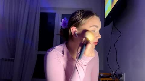 Snapshot of jatreff chatting on 17, 12, 2025 Ginny online show from 17, 12, 2025