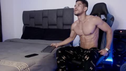 Javier online show from 11, 2, 2025