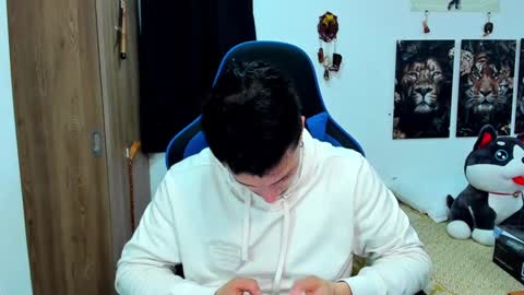 Snapshot of javiersexymann chatting on 3, 12, 2024 Javier online show from 3, 12, 2024