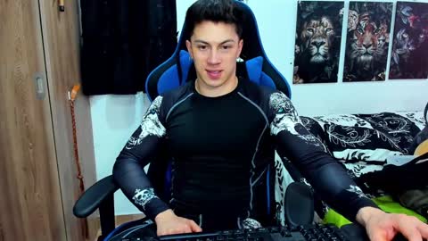 Snapshot of javiersexymann chatting on 10, 12, 2024 Javier online show from 10, 12, 2024