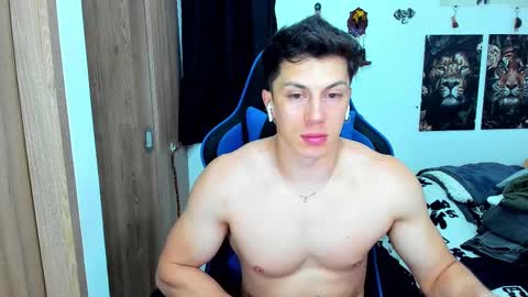 Snapshot of javiersexymann chatting on 17, 2, 2025 Javier online show from 17, 2, 2025