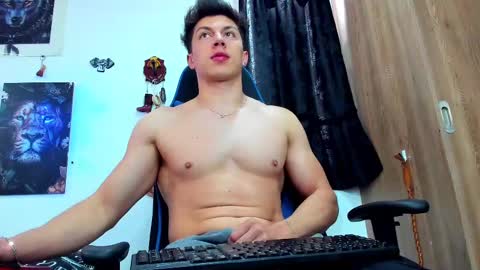 Snapshot of javiersexymann chatting on 27, 2, 2025 Javier online show from 27, 2, 2025