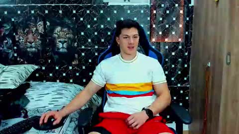 Snapshot of javiersexymann chatting on 20, 2, 2026 Javier online show from 20, 2, 2026