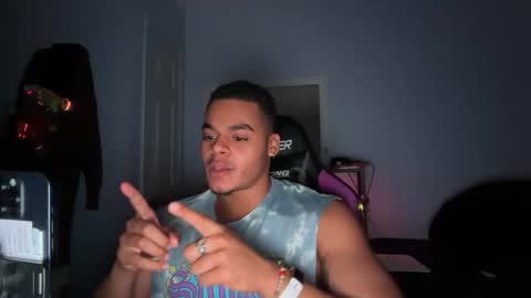 Snapshot of javiricorich chatting on 8, 11, 2025 javiSdick online show from 8, 11, 2025