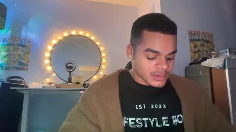 Snapshot of javiricorich chatting on 12, 11, 2025 javiSdick online show from 12, 11, 2025