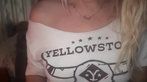 Snapshot of javlovesu chatting on 20, 11, 2025 JAV online show from 20, 11, 2025