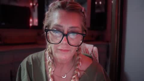 Snapshot of javlovesu chatting on 23, 11, 2025 JAV online show from 23, 11, 2025