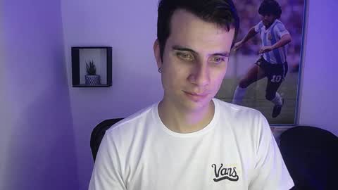 Snapshot of jayalvarrez_ chatting on 5, 12, 2024 Jay Alvarrez online show from 5, 12, 2024