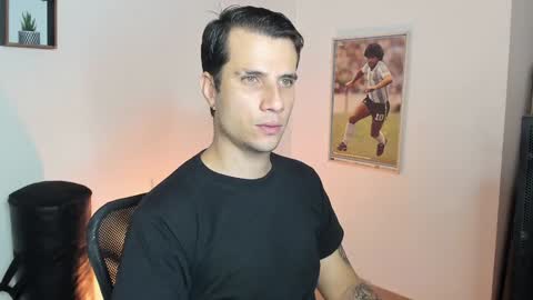 Snapshot of jayalvarrez_ chatting on 1, 2, 2025 Jay Alvarrez online show from 1, 2, 2025