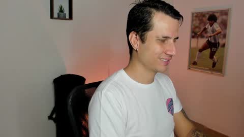 Snapshot of jayalvarrez_ chatting on 2, 2, 2025 Jay Alvarrez online show from 2, 2, 2025