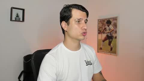 Snapshot of jayalvarrez_ chatting on 15, 2, 2025 Jay Alvarrez online show from 15, 2, 2025