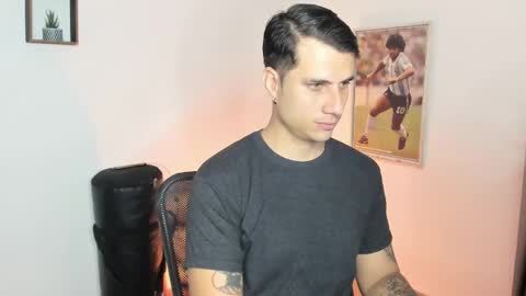 Snapshot of jayalvarrez_ chatting on 8, 3, 2025 Jay Alvarrez online show from 8, 3, 2025