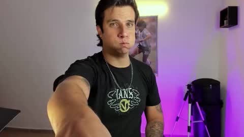 Snapshot of jayalvarrez_ chatting on 14, 9, 2025 Jay Alvarrez online show from 14, 9, 2025