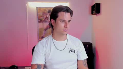 Snapshot of jayalvarrez_ chatting on 3, 10, 2025 Jay Alvarrez online show from 3, 10, 2025