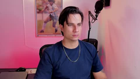 Snapshot of jayalvarrez_ chatting on 13, 10, 2025 Jay Alvarrez online show from 13, 10, 2025