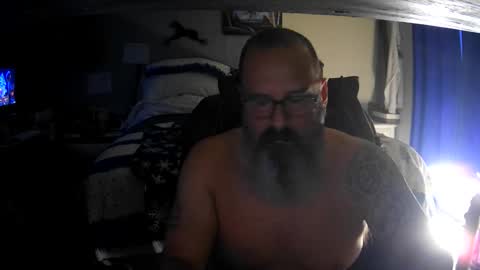 Grand Zaddy or Jay its casual online show from 20, 5, 2026