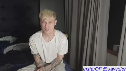 Snapshot of jaycex_69 chatting on 25, 11, 2025 THE HOUSE online show from 25, 11, 2025