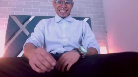 Jayden Morris online show from 4, 4, 2026