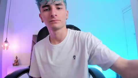 jaydenvillalobos online show from 5, 10, 2025