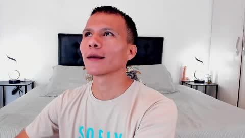 Snapshot of jaylen_and_duke chatting on 2, 3, 2025 Jaylen and duke online show from 2, 3, 2025