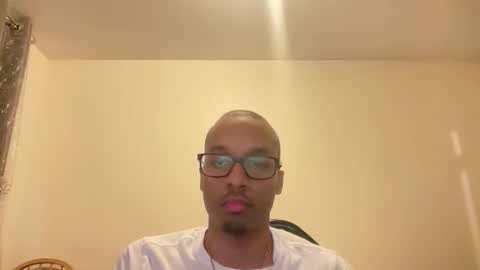 Snapshot of jaysmooth987 chatting on 4, 11, 2025 jaysmooth987 online show from 4, 11, 2025