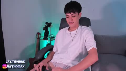 Snapshot of jaythomax chatting on 7, 2, 2025 jaythomax online show from 7, 2, 2025