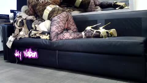 Snapshot of jaywabon chatting on 24, 2, 2025 JayWabon3 online show from 24, 2, 2025