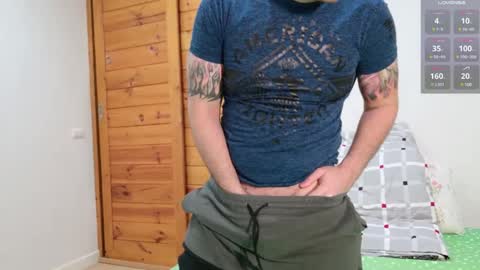 Snapshot of jayxcee_official chatting on 8, 12, 2024 jayxcee OFFICIAL online show from 8, 12, 2024