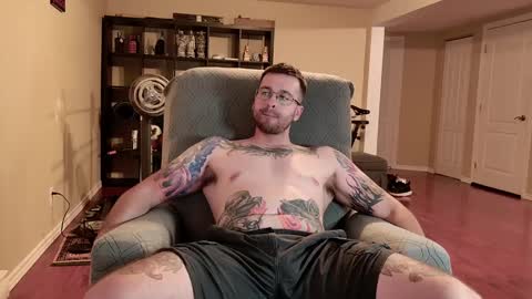 Snapshot of jayxcee_official chatting on 4, 10, 2025 jayxcee OFFICIAL online show from 4, 10, 2025