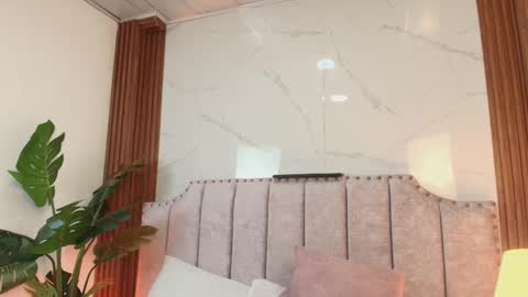 Jazmin online show from 30, 10, 2025