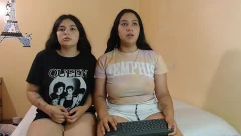 Jazmin and Scarlett online show from 18, 7, 2026