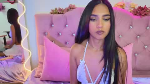 Jazmin  online show from 28, 1, 2025