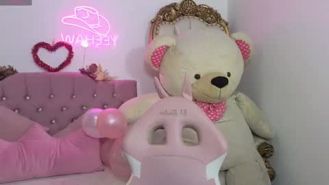 Jazmin  online show from 20, 2, 2025