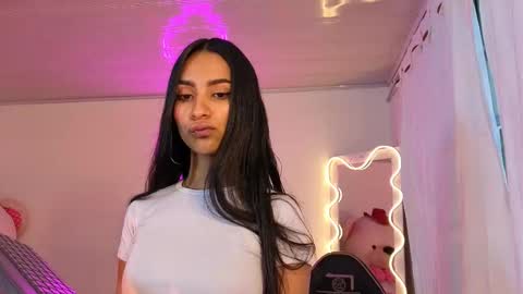 Jazmin  online show from 7, 10, 2025