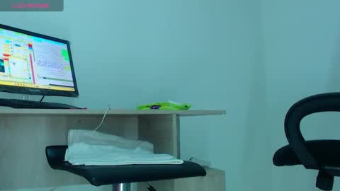 Snapshot of jazminbrouw chatting on 11, 1, 2025 jazmin online show from 11, 1, 2025