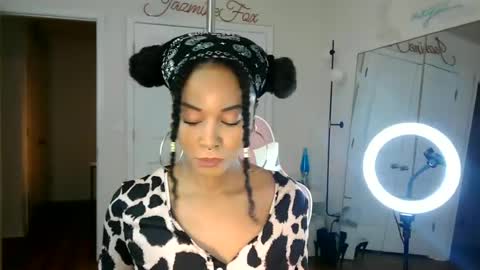 Jazmine Fox online show from 14, 7, 2026