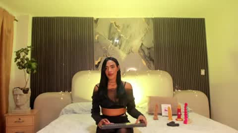 Jazminrusso  online show from 1, 5, 2026