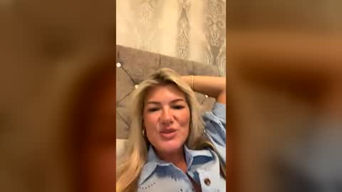 Snapshot of jazzypink86 chatting on 15, 7, 2026 jazzypink86 online show from 15, 7, 2026