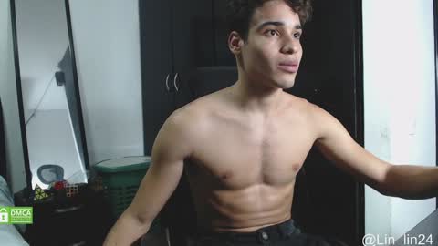 Snapshot of jbunny03 chatting on 17, 12, 2024 Lin online show from 17, 12, 2024