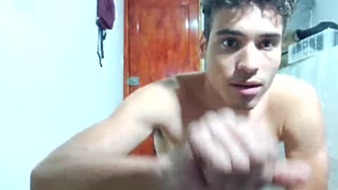 Snapshot of jbunny03 chatting on 17, 9, 2025 Lin online show from 17, 9, 2025