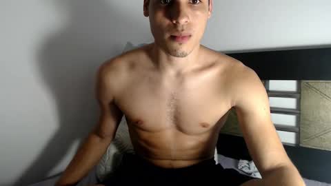 Snapshot of jbunny03 chatting on 1, 12, 2025 Lin online show from 1, 12, 2025