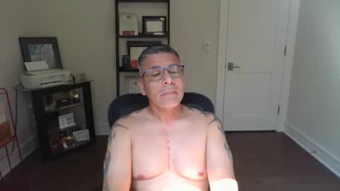 jc1971 online show from 4, 5, 2026