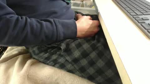 Snapshot of jc200000 chatting on 18, 12, 2025 jc200000 online show from 18, 12, 2025